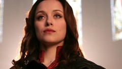 Woman brunettes Zoe Tapper