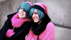 Woman caps blue hair green eyes