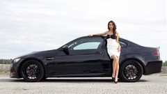 Woman cars bikini top carshow bikini bridge 2013 Hamann Range 