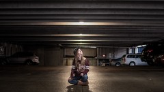 Woman cars jeans hats blondes models looking up kneeling 