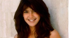 Woman Celebrity Actress asians smiling brunettes Phoebe Cates
