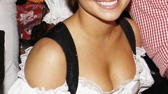 Woman Celebrity Actress hayden panettiere blondes Oktoberfest 