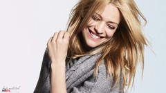 Woman Celebrity faces Actress German blondes laughing singers 