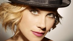 Woman Christina Applegate