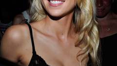 Woman cleavage Anna Kournikova