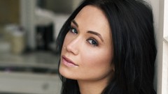 Woman close-up faces brunettes teen amateurs Megan Lyn