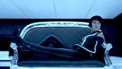 Woman couch Olivia Wilde