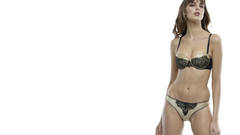 Woman danielle lloyd