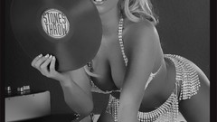 Woman DJ Colleen Shannon