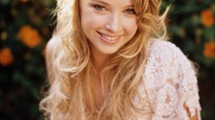 Woman Elisabeth Harnois
