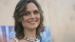 Woman emily deschanel