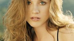 Woman evan rachel wood