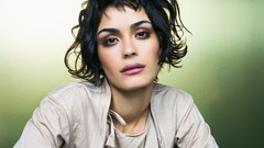 Woman faces Actress shannyn sossamon