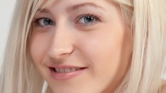 Woman faces blondes models janelle