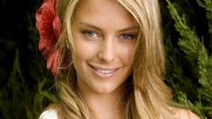 Woman faces blondes smiling models flower in hair jennifer 