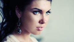 Woman faces blue eyes brunettes Alisa Verner