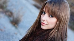 Woman faces brunettes singers bangs Maja Keuc