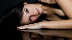 Woman faces brunettes Swan A