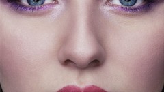 Woman faces Erwin Olaf