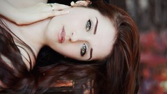 Woman faces green eyes brunettes Anett Frozen