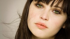 Woman faces green eyes brunettes models felicity jones