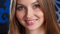 Woman faces green eyes brunettes models Milagres