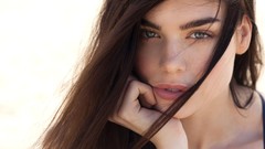Woman faces green eyes brunettes Raina Hein