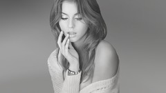 Woman faces monochrome Lily C