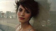 Woman faces outdoors brunettes models standing shannyn sossamon