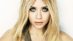 Woman fashion Actress blondes designer ashley olsen