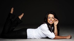 Woman fernanda brandao smiling barefoot brunettes