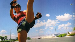 Woman fighters mma gina carano kicks kicking splits kickboxing