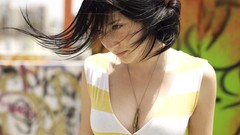 Woman freckles Carre Callaway