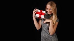 Woman Gifts blondes portraits gray dress