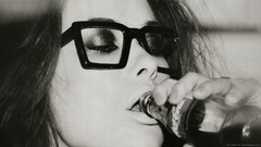 Woman glasses coca-cola monochrome
