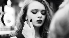 Woman green eyes redheads grayscale pale skin Lass-model Julie 