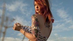 Woman green eyes redheads pale skin Lass-model Julie Kennedy