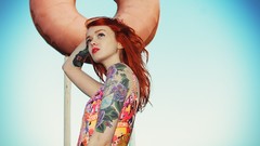 Woman green eyes redheads pale skin Lass-model Julie Kennedy 