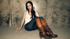 Woman grunge sitting boots israel brunettes musicians drum 