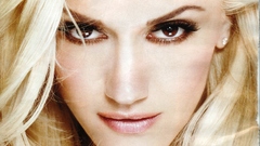 Woman gwen stefani blondes