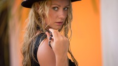 Woman hats blondes Ella-Famegirls