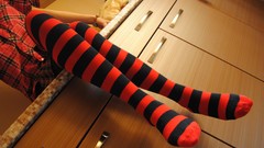 Woman Headless legs stockings checkered red and black striped 