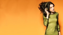 Woman headphones brunettes models Simple Background Jessica Stam