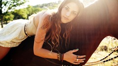 Woman Horses sunlight brunettes portraits Taylor McCutchan Bri