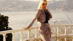 Woman Istanbul blondes turkish Adnan Oktar kedi