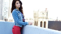 Woman jeans brunettes emily rudd