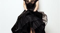 Woman Jennifer Love Hewitt