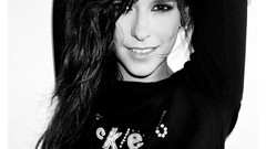 Woman Jennifer Love Hewitt bryan adams