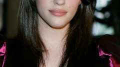 Woman kat dennings