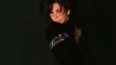 Woman Maggie Gyllenhaal Actress brunettes short hair hair in 